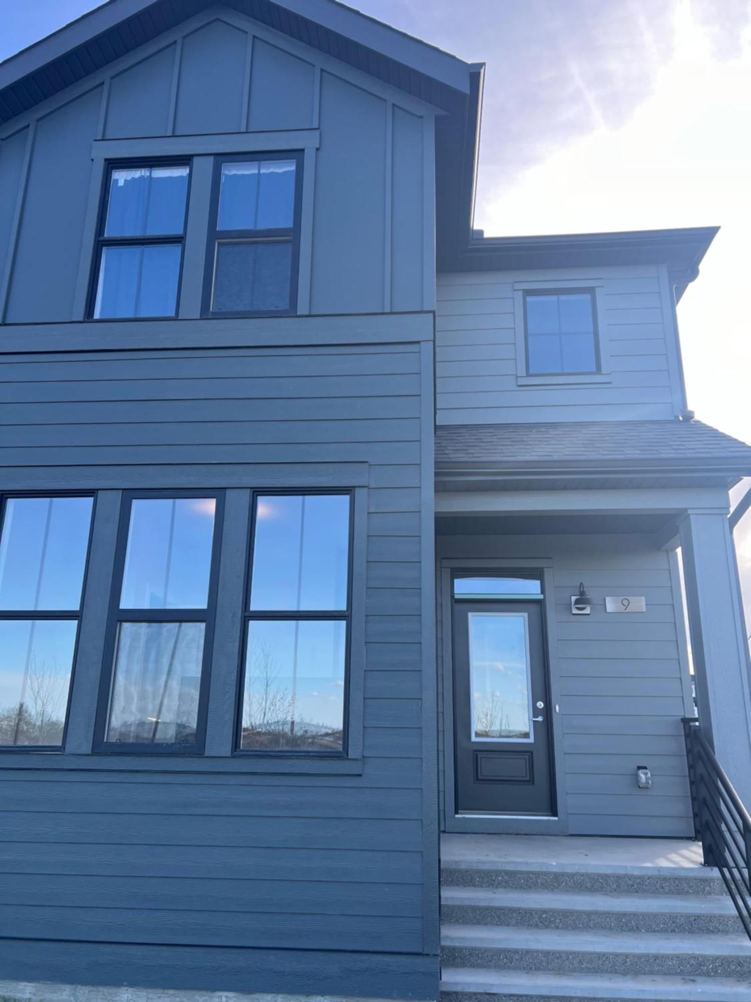 Lovely 4 Bedroom House YYC Eksteriør billede